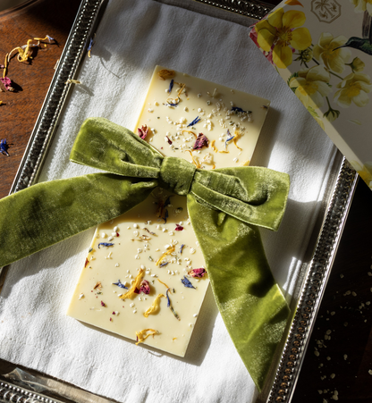 The White Chocolate & Flower Sprinkles Duo